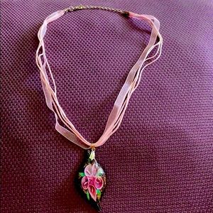 3D Glass artisan 2in pndt 16-18in necklace